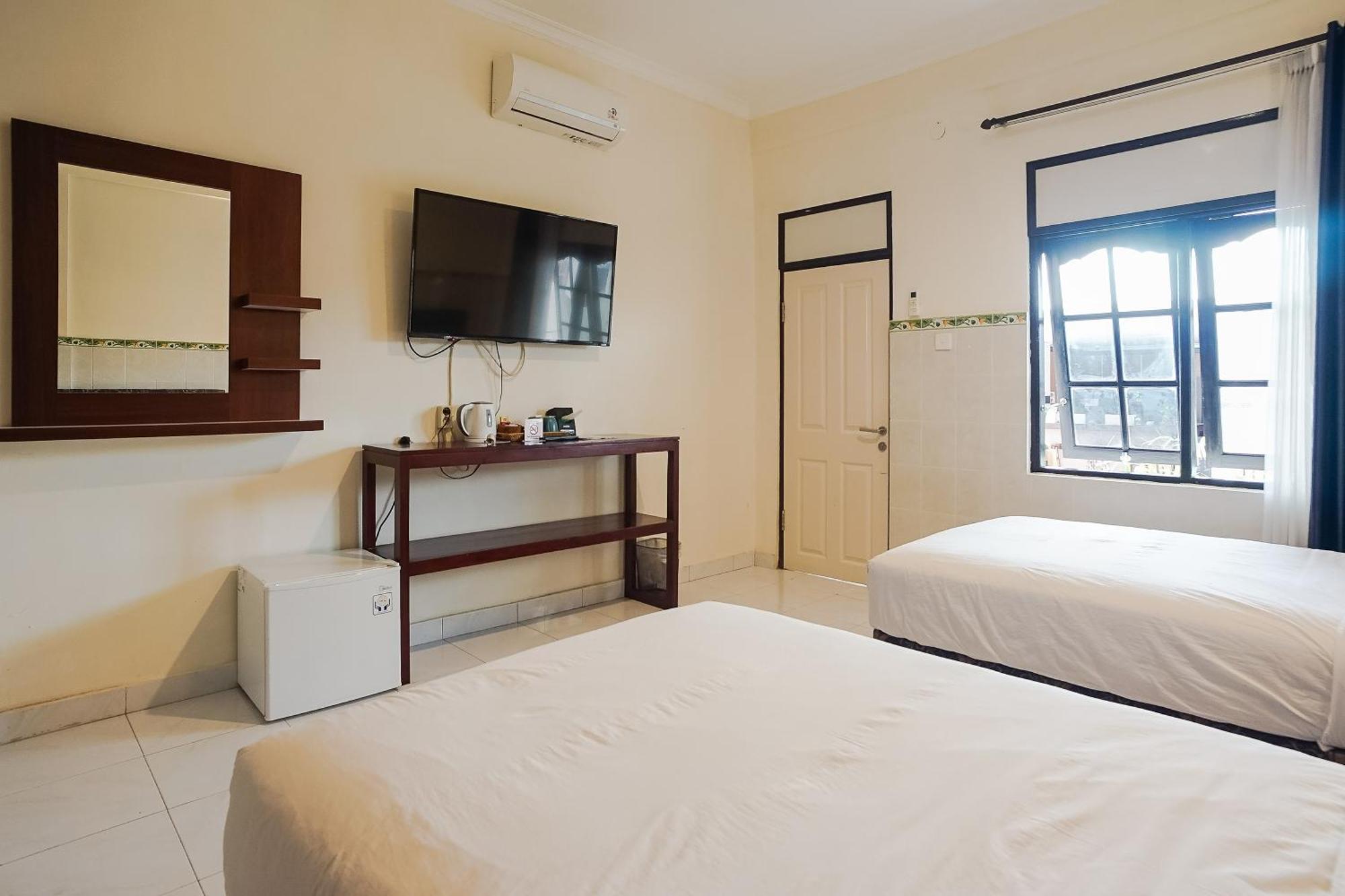 City Garden Bali Dwipa Hotel, Kuta Кута Екстер'єр фото