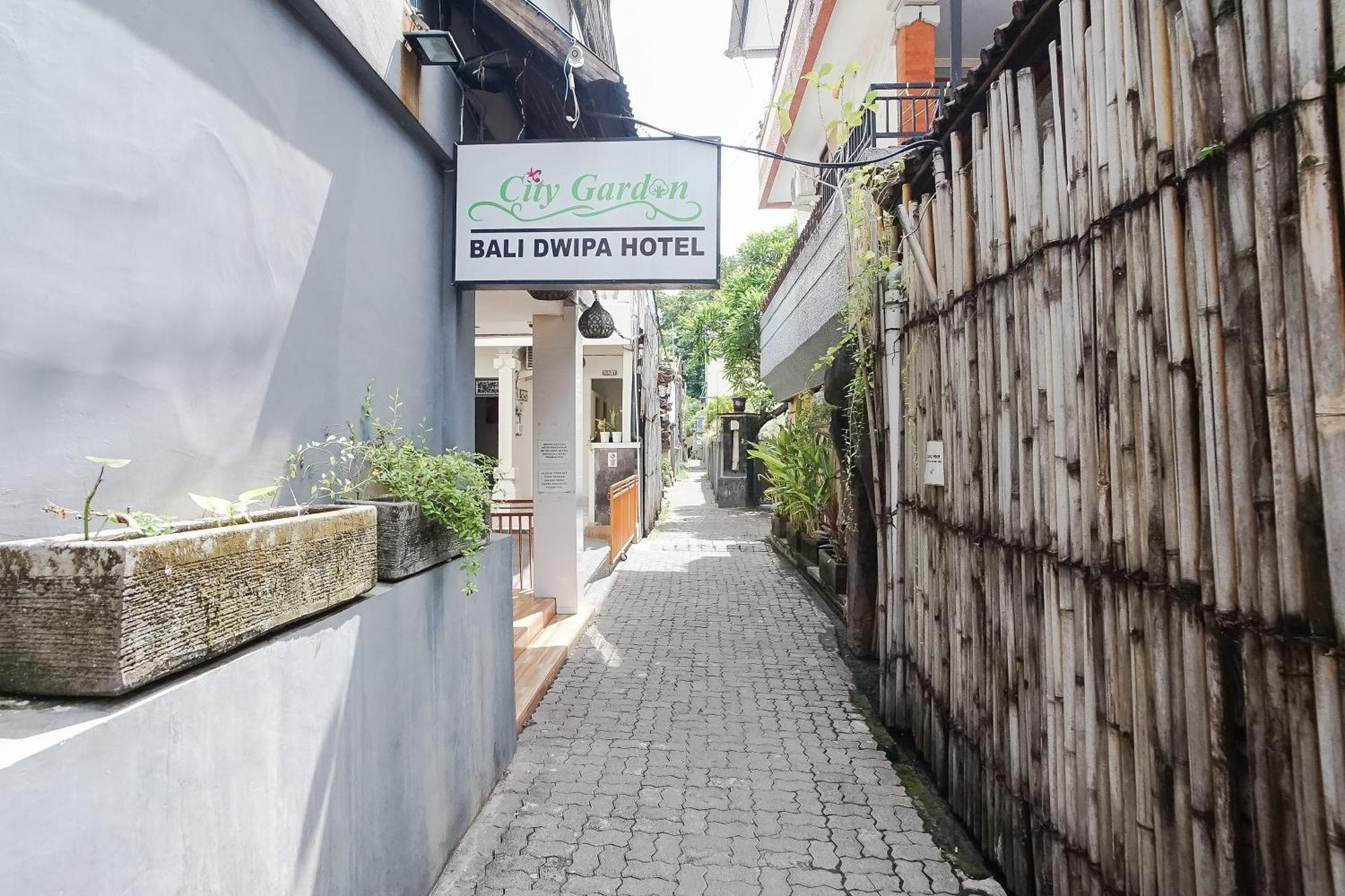 City Garden Bali Dwipa Hotel, Kuta Кута Екстер'єр фото